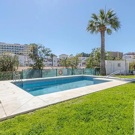2 Bdr With Excellent Location